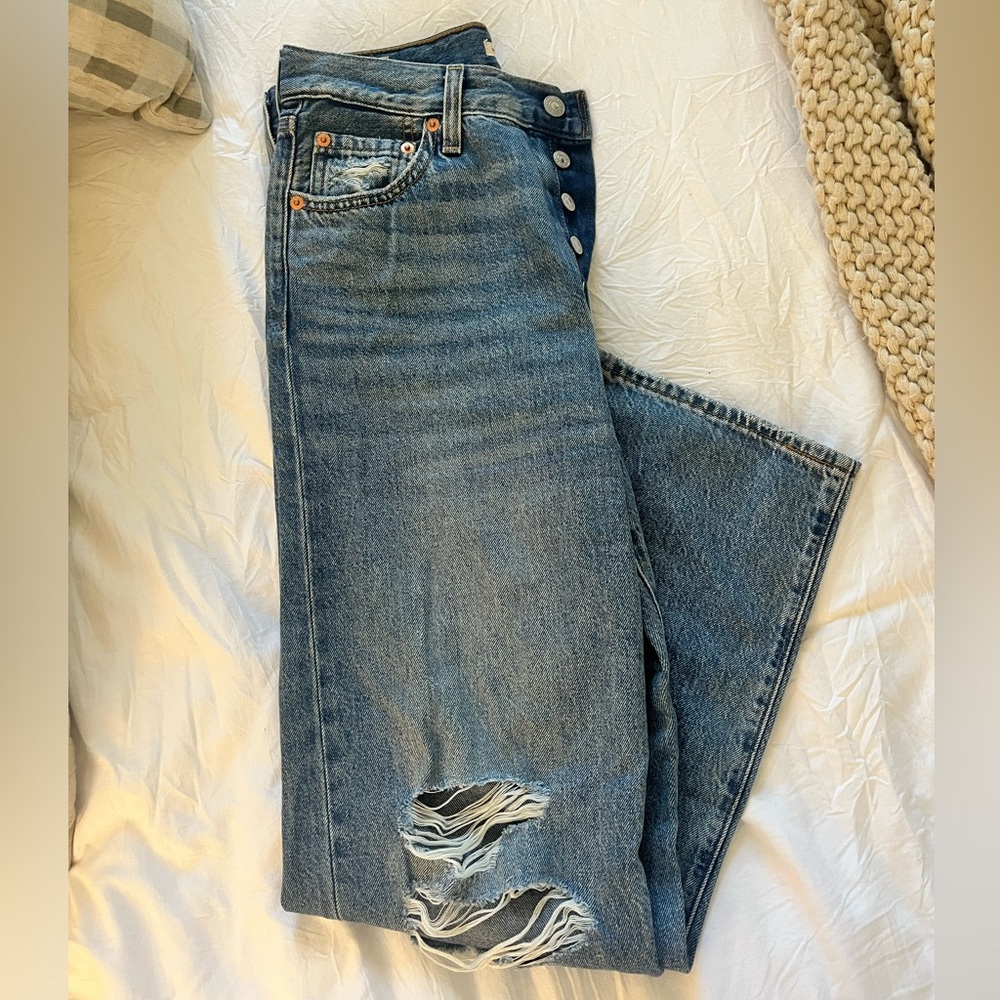 LEVIS - Ribcage Straight Ankle - Classic Blue Distressed Jeans